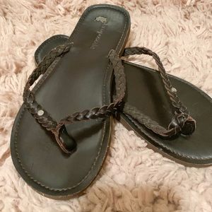 Aeropostale Flip Flops